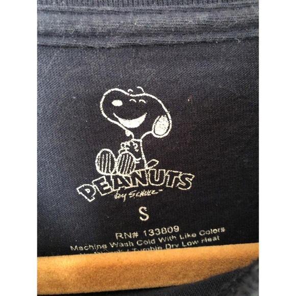 ❄️Peanuts Chill Out Tee - Picture 3 of 4